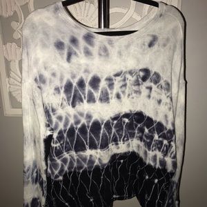 Tie die pullover